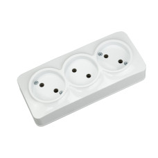 Розетка накладна 3-а. 16А 250V IP20 біла/10/100 POWER MAX-3