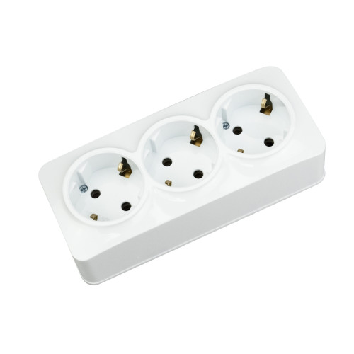 Розетка накладная 3-а. с заземлением 16А 250V IP20 белая/8/80 POWER MAX-3E — купите по выгодной цене в CabLED MARKET